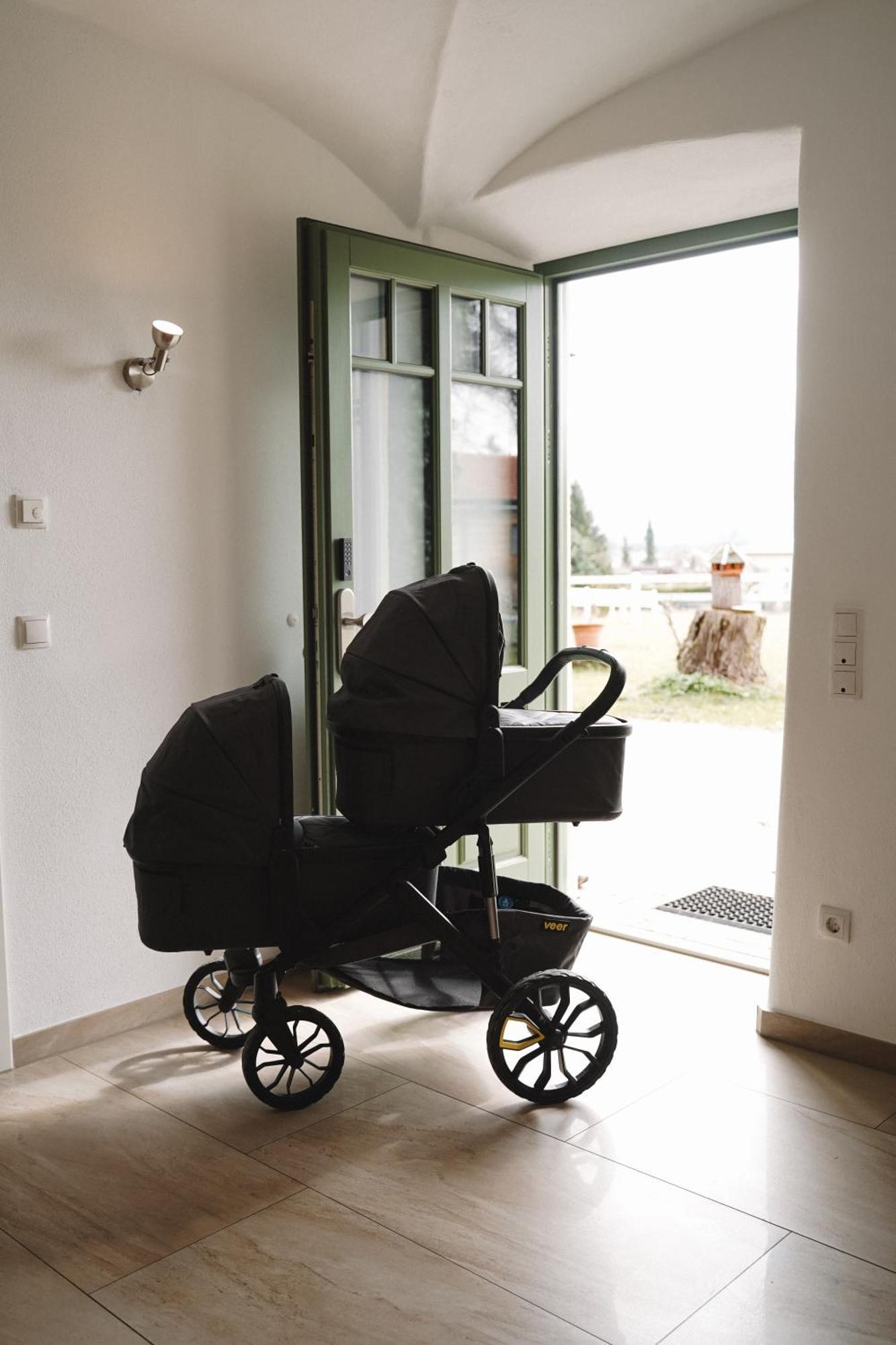 Black Horse Family Apartment - Barrierearm - Pfotenglueck - Familienzeit By Loewenherz Homes Stephanskirchen Exteriör bild